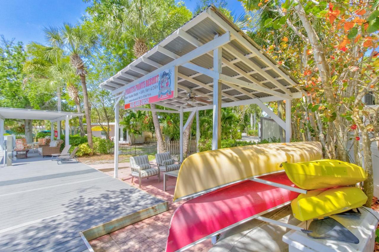 Pirates Pointe Resort Ruskin Exterior photo