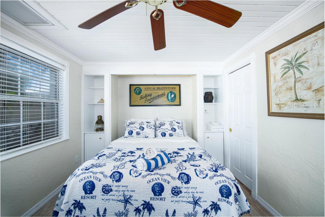 Pirates Pointe Resort Ruskin Exterior photo