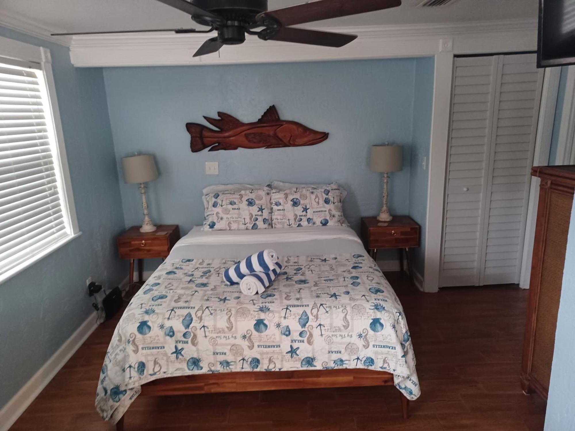 Pirates Pointe Resort Ruskin Exterior photo